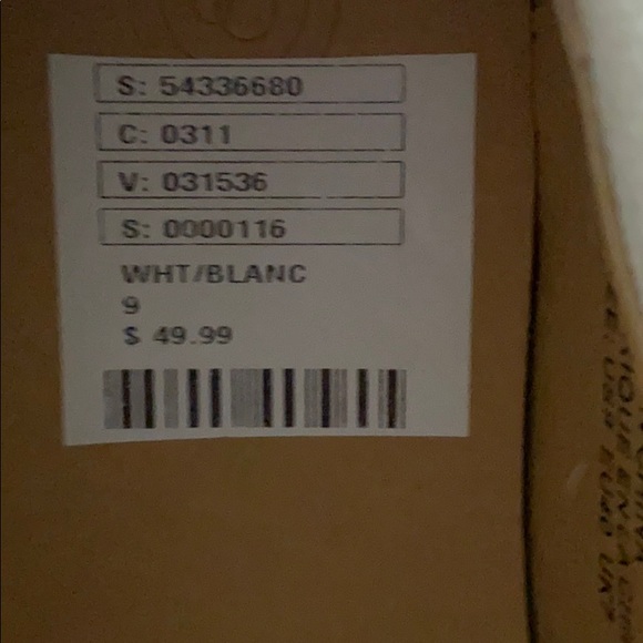 Urban Outfitters Shoes - Picture 4 of 4